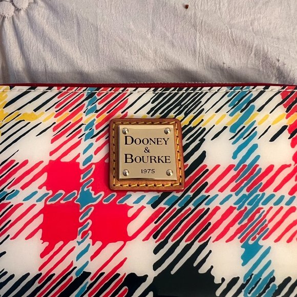 Dooney & Bourke plaid wallet - Picture 6 of 10